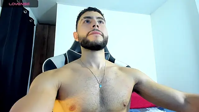 Snapshot of bryan_mugn chatting on 14, 11, 2025 bryan mugn online show from 14, 11, 2025