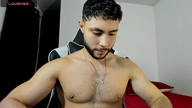 Snapshot of bryan_mugn chatting on 20, 11, 2025 bryan mugn online show from 20, 11, 2025