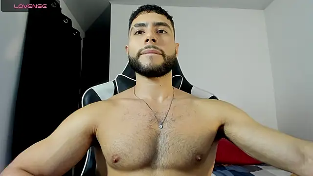 Snapshot of bryan_mugn chatting on 26, 11, 2025 bryan mugn online show from 26, 11, 2025