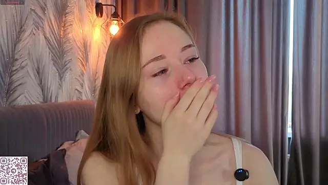 ElvinaRose online show from 9, 4, 2026