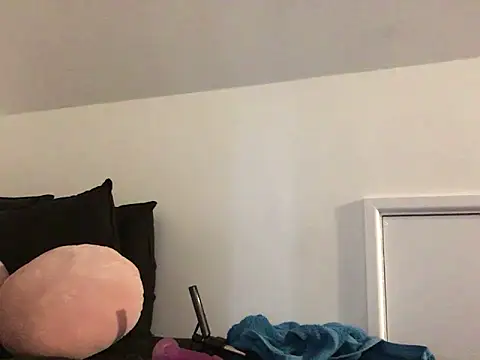 estellebby online show from 22, 5, 2026
