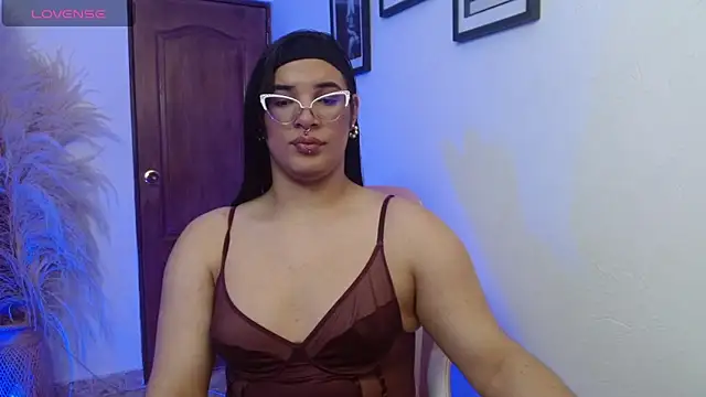 Snapshot of Valen_Sampaio chatting on 10, 10, 2025 Valen Sampaio online show from 10, 10, 2025