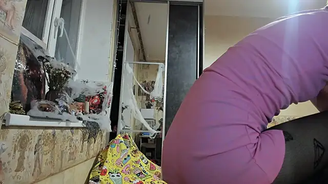 Snapshot of WatsonMi chatting on 30, 10, 2025 WatsonMi online show from 30, 10, 2025