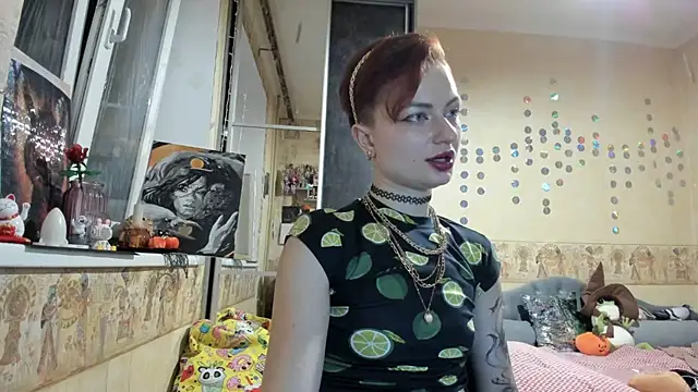 Snapshot of WatsonMi chatting on 18, 11, 2025 WatsonMi online show from 18, 11, 2025