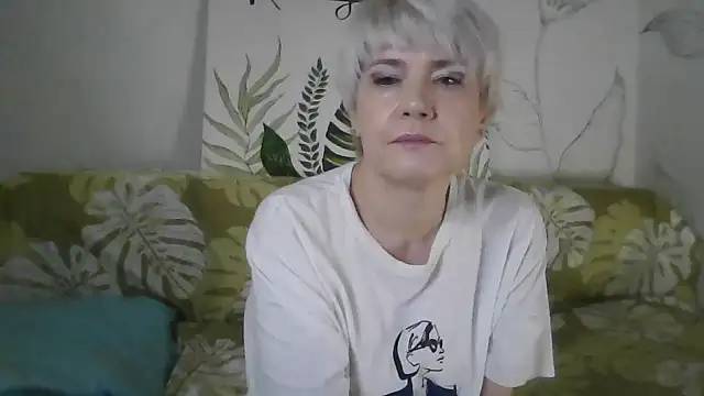 Catty Lady online show from 13, 11, 2025