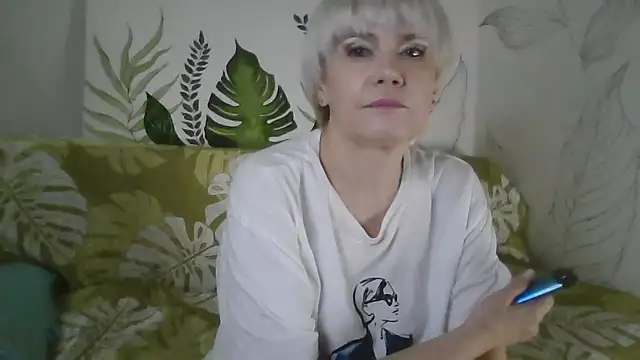 Catty Lady online show from 15, 11, 2025