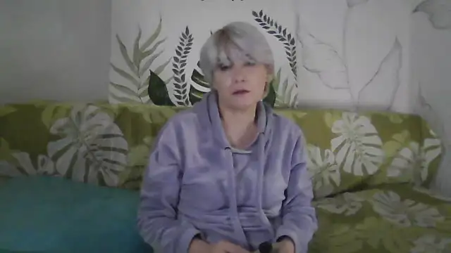 Catty Lady online show from 21, 12, 2025