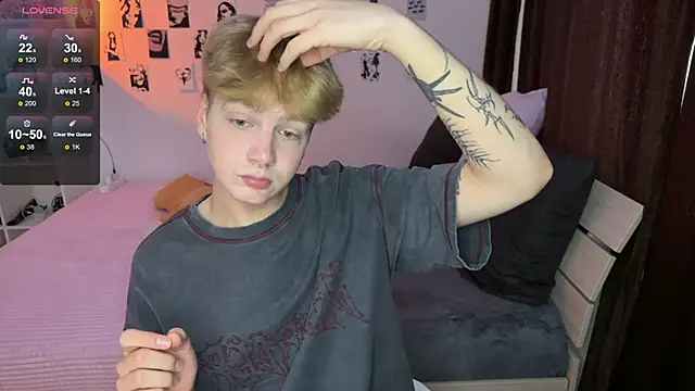 Snapshot of olivertasty chatting on 16, 9, 2025 olivertasty online show from 16, 9, 2025