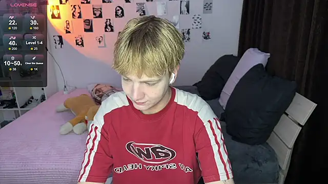 Snapshot of olivertasty chatting on 17, 9, 2025 olivertasty online show from 17, 9, 2025