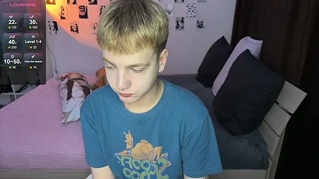 Snapshot of olivertasty chatting on 20, 9, 2025 olivertasty online show from 20, 9, 2025