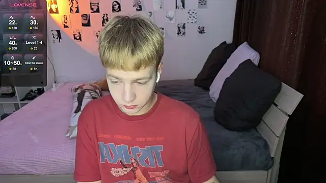 Snapshot of olivertasty chatting on 23, 9, 2025 olivertasty online show from 23, 9, 2025