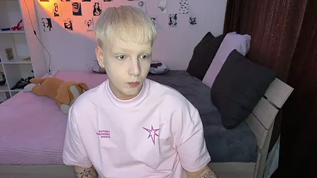 Snapshot of olivertasty chatting on 26, 9, 2025 olivertasty online show from 26, 9, 2025