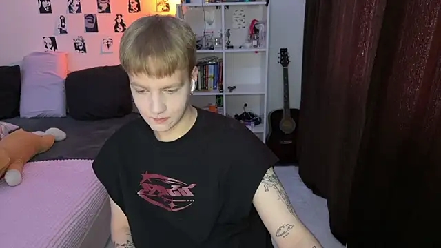 Snapshot of olivertasty chatting on 29, 9, 2025 olivertasty online show from 29, 9, 2025