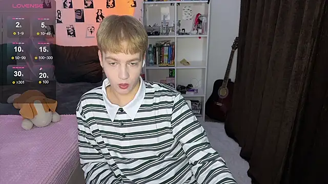 Snapshot of olivertasty chatting on 5, 10, 2025 olivertasty online show from 5, 10, 2025