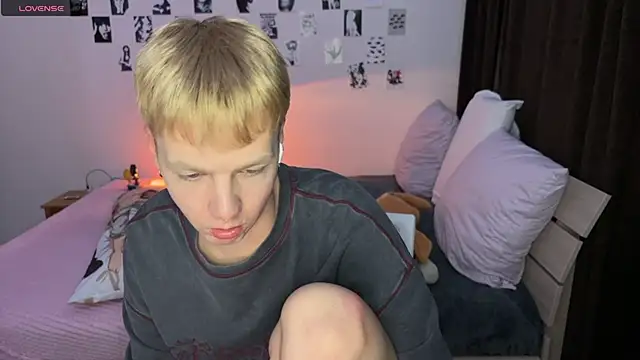 Snapshot of olivertasty chatting on 25, 10, 2025 olivertasty online show from 25, 10, 2025