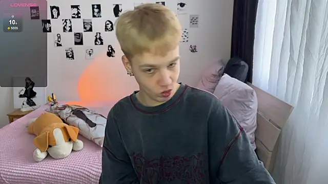 Snapshot of olivertasty chatting on 31, 10, 2025 olivertasty online show from 31, 10, 2025