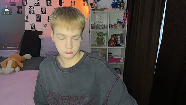 Snapshot of olivertasty chatting on 15, 11, 2025 olivertasty online show from 15, 11, 2025