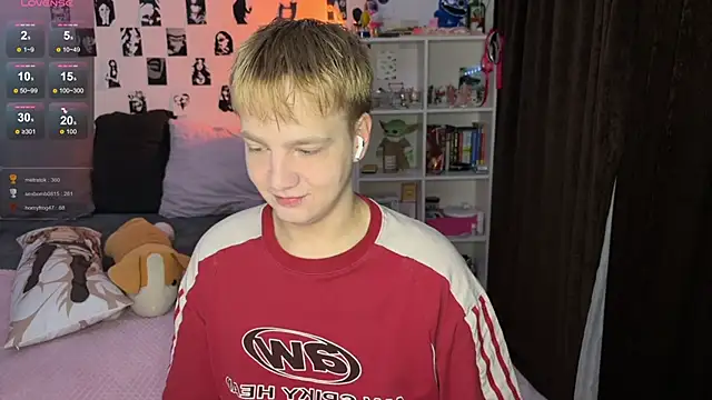 Snapshot of olivertasty chatting on 16, 11, 2025 olivertasty online show from 16, 11, 2025