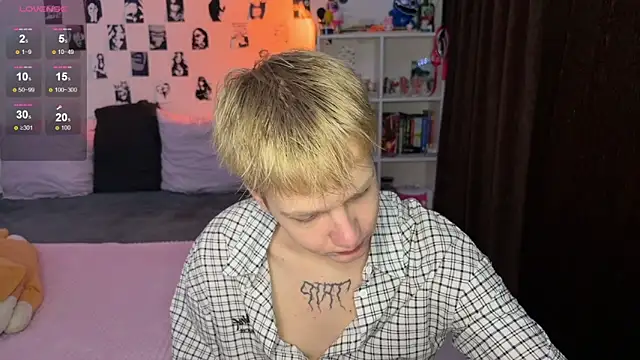 Snapshot of olivertasty chatting on 17, 11, 2025 olivertasty online show from 17, 11, 2025