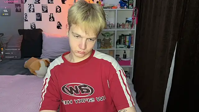 Snapshot of olivertasty chatting on 20, 11, 2025 olivertasty online show from 20, 11, 2025