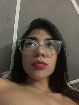 Snapshot of ElaRose_12 chatting on 18, 11, 2025 ElaRose 12 online show from 18, 11, 2025