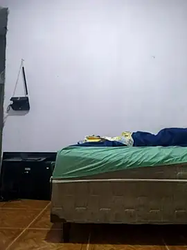 Snapshot of Rafaschuler chatting on 12, 11, 2025 Rafaschuler online show from 12, 11, 2025