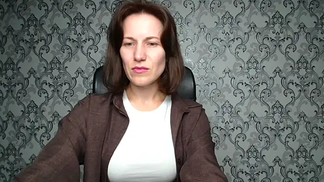 Kelly Kisss online show from 7, 11, 2025