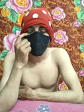 Snapshot of Seducing_couple chatting on 14, 10, 2025 Seducing couple online show from 14, 10, 2025