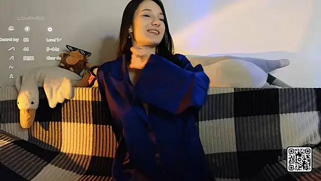 Snapshot of OdelynBagge chatting on 28, 10, 2025 OdelynBagge online show from 28, 10, 2025