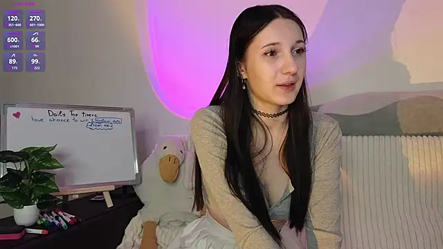 Snapshot of OdelynBagge chatting on 29, 11, 2025 OdelynBagge online show from 29, 11, 2025