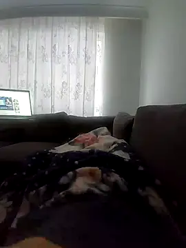 Snapshot of gelgelgel_17 chatting on 23, 11, 2025 gelgelgel 17 online show from 23, 11, 2025