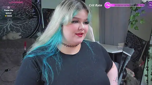 Snapshot of _CandyM1lky_ chatting on 15, 11, 2025 CandyM1lky online show from 15, 11, 2025