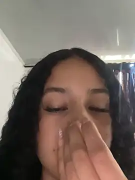 jadee8 online show from 25, 6, 2026