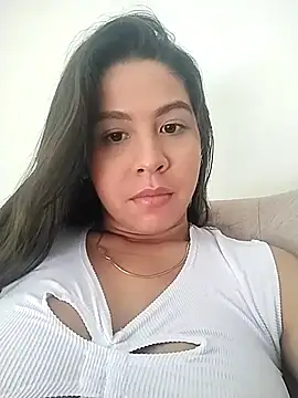 Snapshot of cala_borhan chatting on 17, 10, 2025 cala borhan online show from 17, 10, 2025