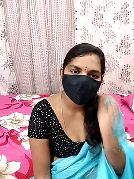 Snapshot of Lalitha-1995 chatting on 27, 9, 2025 Lalitha-1995 online show from 27, 9, 2025
