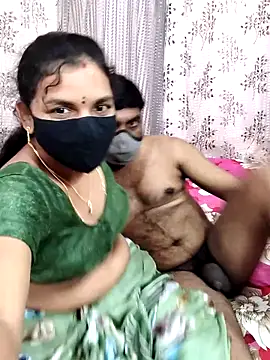 Snapshot of Lalitha-1995 chatting on 24, 10, 2025 Lalitha-1995 online show from 24, 10, 2025