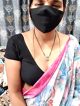 Snapshot of Lalitha-1995 chatting on 8, 6, 2026 Lalitha-1995 online show from 8, 6, 2026