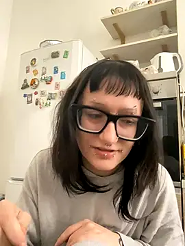 Snapshot of severingratty chatting on 4, 10, 2025 severingratty online show from 4, 10, 2025