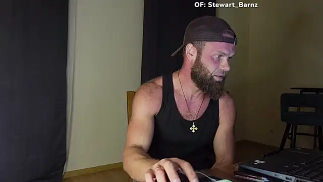 Snapshot of Stewart_Barnz chatting on 10, 7, 2026 Stewart Barnz online show from 10, 7, 2026