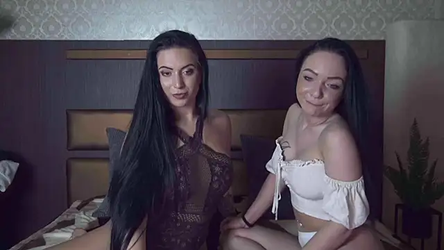 Snapshot of BustyBrunettes chatting on 21, 9, 2025 BustyBrunettes online show from 21, 9, 2025