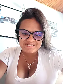 Snapshot of luluboobs9 chatting on 4, 12, 2025 luluboobs9 online show from 4, 12, 2025