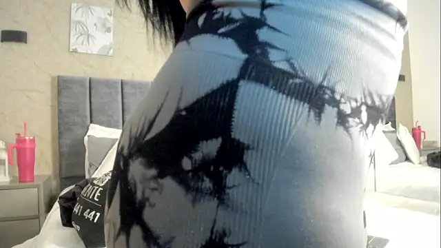 Lunaa bellaa online show from 24, 11, 2025