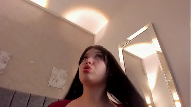 Lunaa bellaa online show from 23, 2, 2026