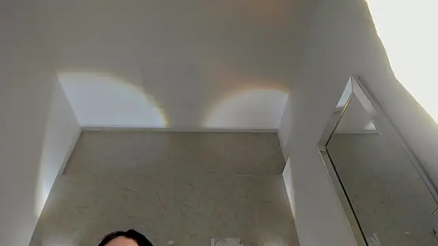 Lunaa bellaa online show from 28, 3, 2026