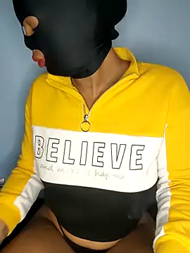 sweetybae75 online show from 20, 2, 2026