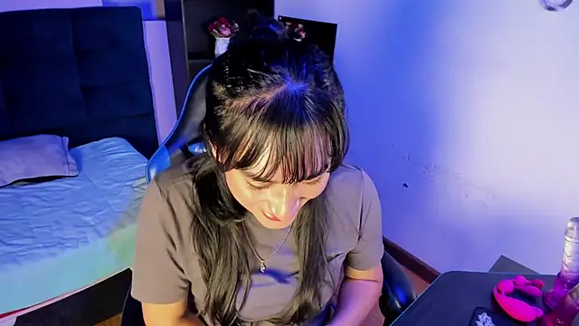 Snapshot of Dhaniela_Naugthy chatting on 11, 10, 2025 Dhaniela Naugthy online show from 11, 10, 2025