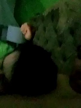 Snapshot of alejaencasa chatting on 18, 11, 2025 alejaencasa online show from 18, 11, 2025