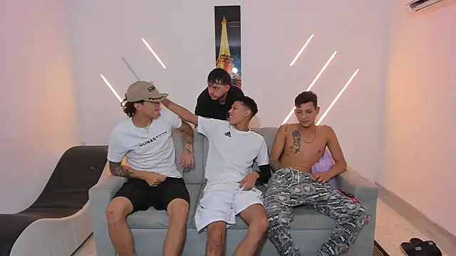 Snapshot of brutal_sex_room2k chatting on 17, 11, 2025 brutal sex room2k online show from 17, 11, 2025