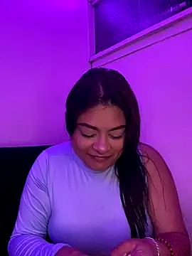 Snapshot of NattashaMore_0719 chatting on 22, 11, 2025 NattashaMore 0719 online show from 22, 11, 2025