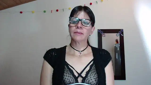 martina 27 online show from 20, 10, 2025